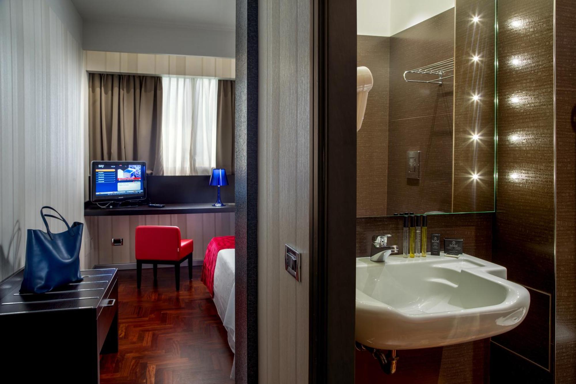 Superior Single Room