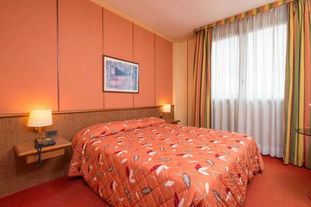Meditur Hotel Pomezia-1